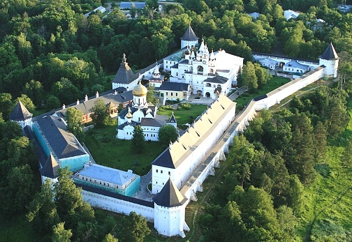 Получение медкнижки в Звенигороде